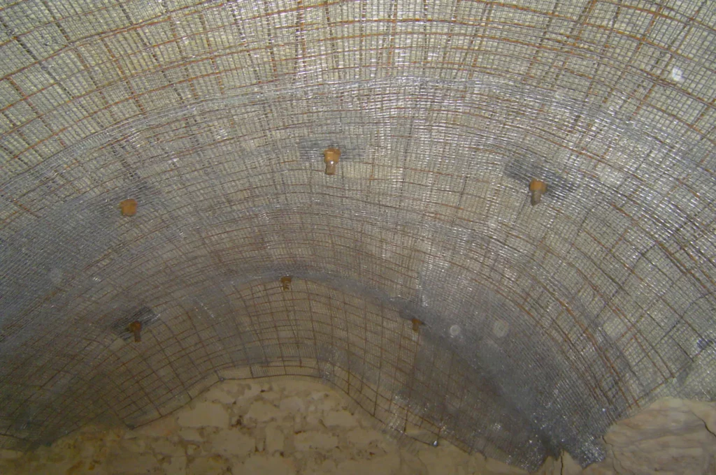 Confortement cave ancrages grillage plaqué