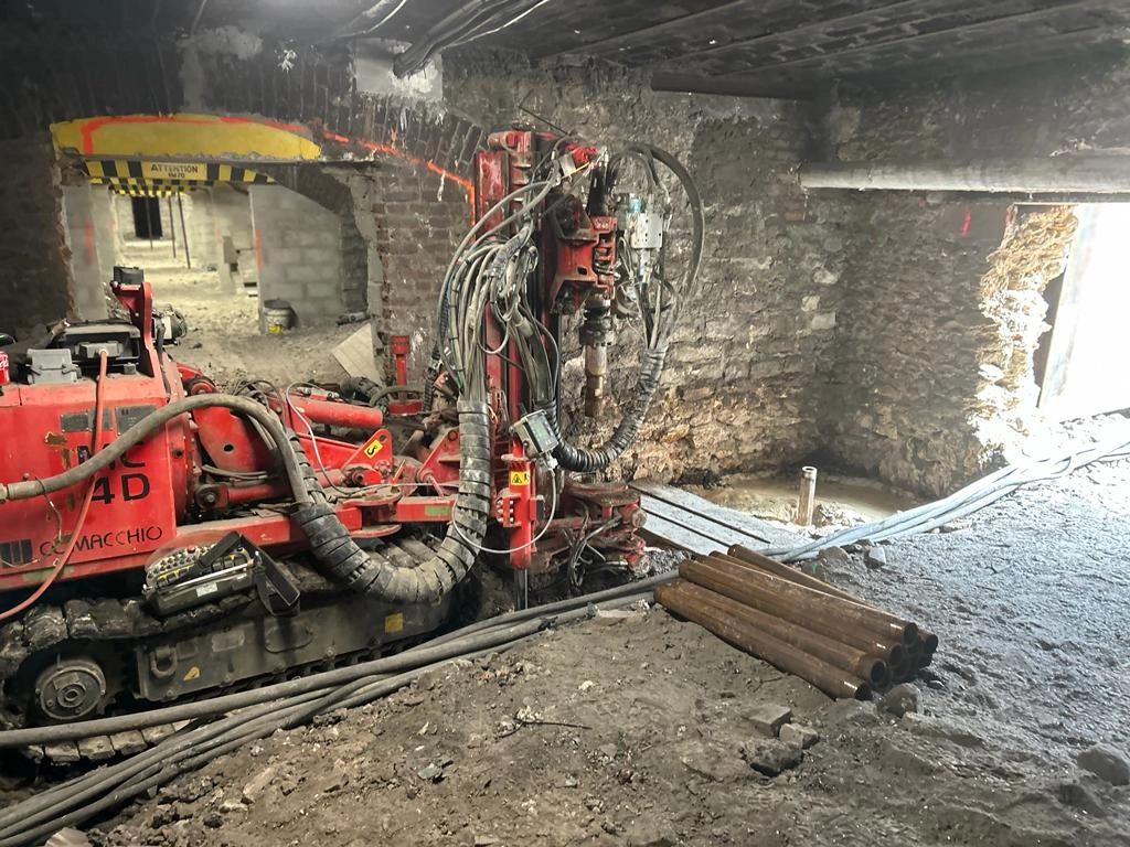 Forage de micropieux - école Langevin