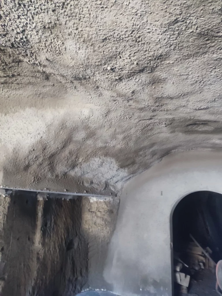 Béton projeté sur coque armée