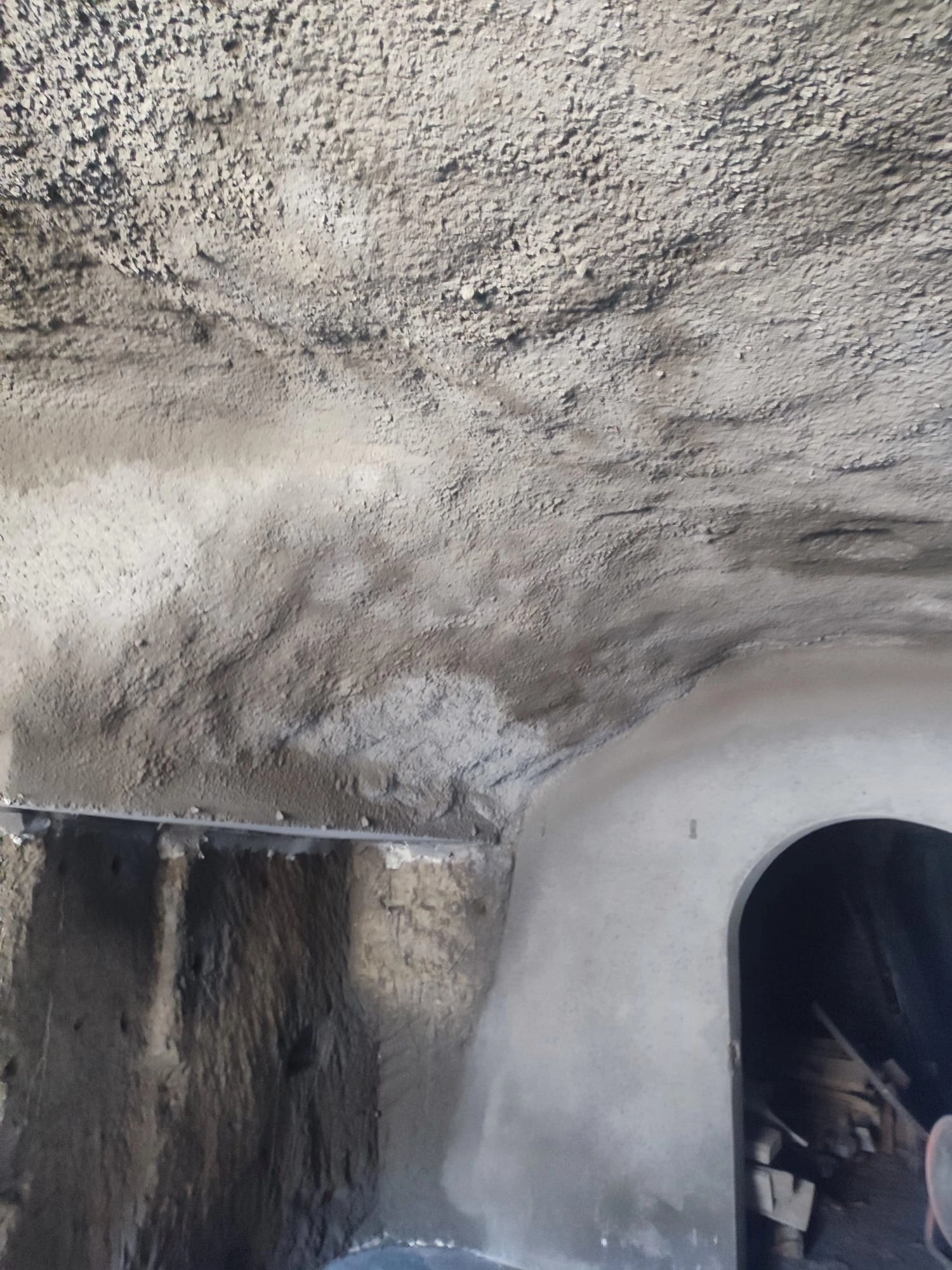 Béton projeté sur coque armée